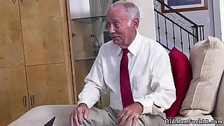 brunette milf sucks load