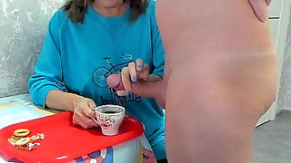 sexy mom drinks loads of cum