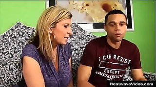 guys who fuck their mom videos