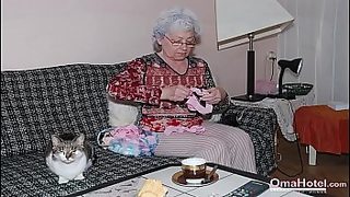 granny mature nude sex