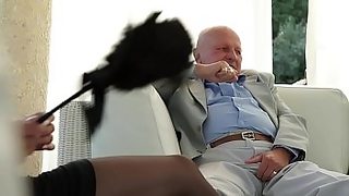 videos of mature old women squirting