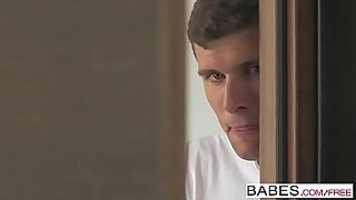 doing sex with girlfriend and her mom wi