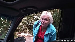 milf car blowjob